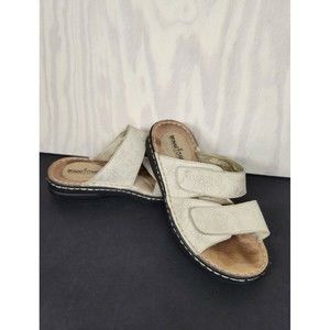 MINNIE TONKA Women's SZ 7 SANDALS Shoes Floral Cream Adjustable Hook & Loop